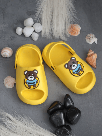BEAR APPLIQUE ANTI-SLIP SANDALS - YELLOW - Thumbnail
