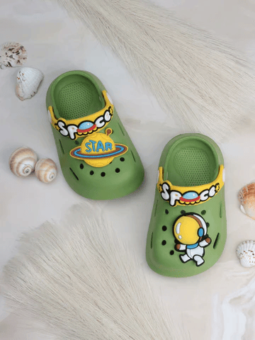 SPACE ASTRONAUT APPLIQUE ANTI-SLIP CLOGS - GREEN - Thumbnail
